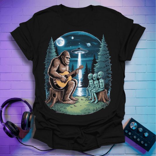 Bigfoot Serenades Alien T-Shirt